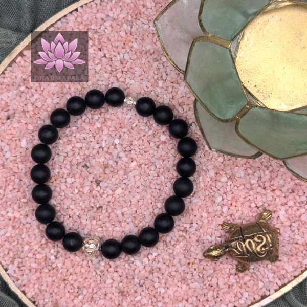 Matter Onyx mit Mantra-Perle aus 925er Sterling Silber